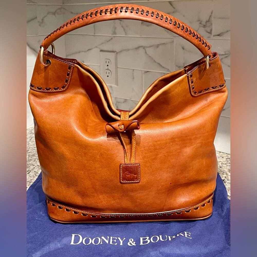 Dooney & Bourke Lg Florentine Whipstitch Toggle Hobo in Natural